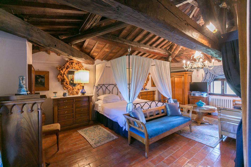 Relais La Suvera Pievescola Esterno foto