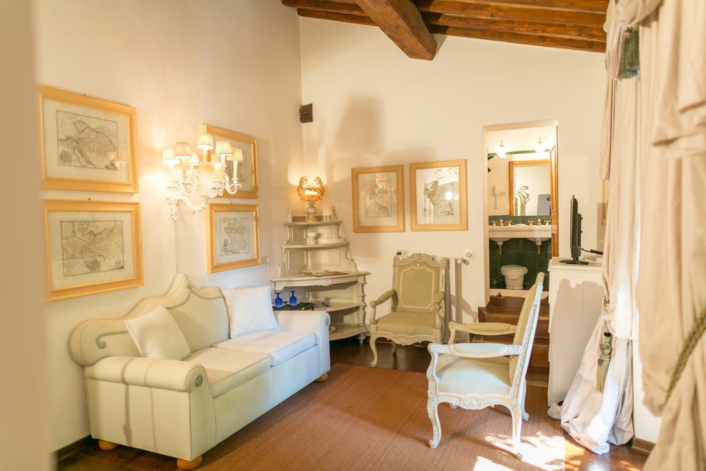 Relais La Suvera Pievescola Esterno foto
